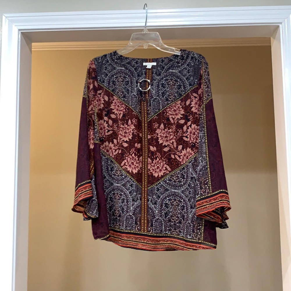 EST. 1946 Blouse Size Large